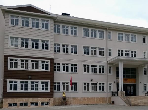 İsmail Çavuş Anadolu İmam Hatip Lisesi Fotoğrafı